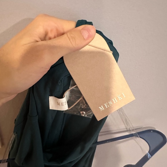 NWT MESHKI Elyna
Slinky Halter Maxi Dress - Forest Green - Picture 8 of 9